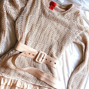 CROCHETED BEIGE TUNIC TOP W/ RUFFLED BOTTOM & BELT, XL